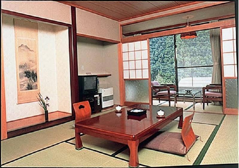 Nikko Green Hotel Natsukashiya Fuwari Dış mekan fotoğraf